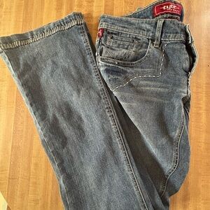 Tyte Jeans Women's Boot Cut in Classic Blue Size 5 EUC Distressed